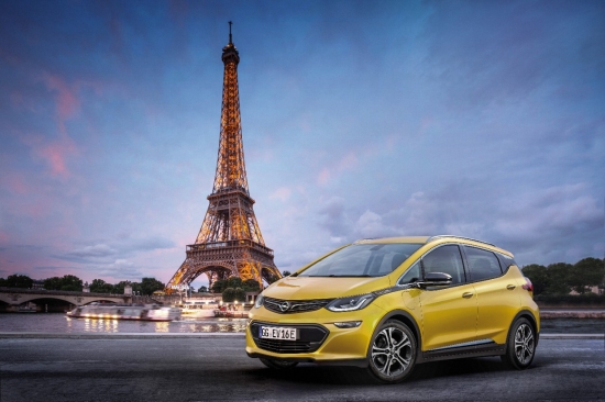 Opel привез в Париж конкурента BMW i3